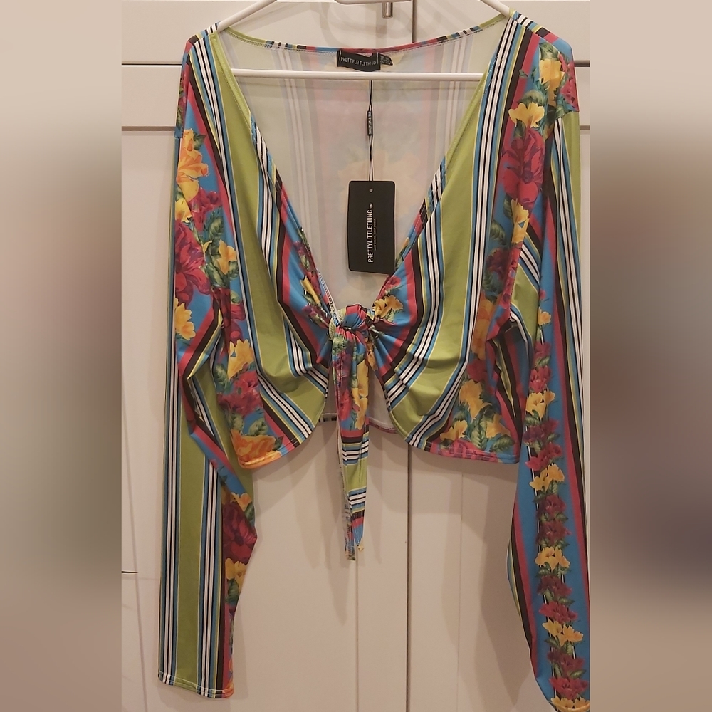 PRETTYLITTLETHING tie front top